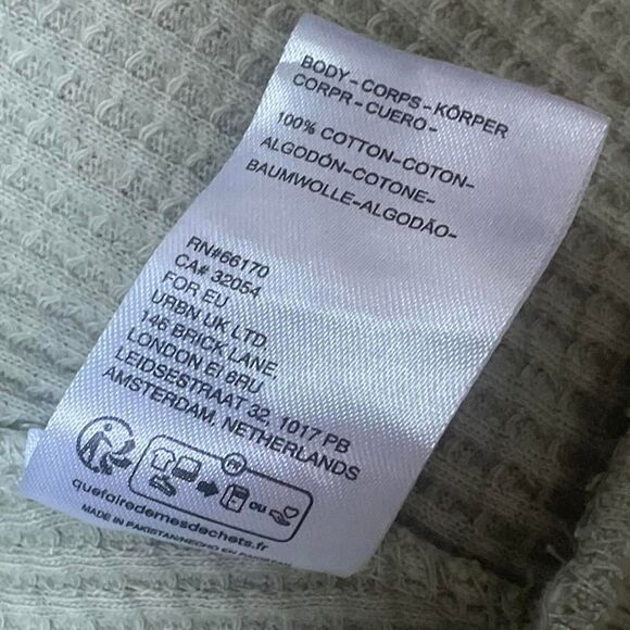 Urban-Outfitters Reworked Handmade Shamrock Clover Green Cropped Zip-up Hoodie - Picture 6 of 6